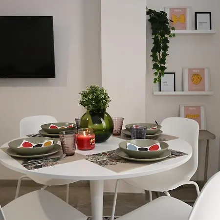 - Downtown Cozy شقة بيزا